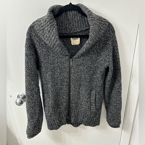 Aritzia TNA wool sweater - Picture 2 of 4